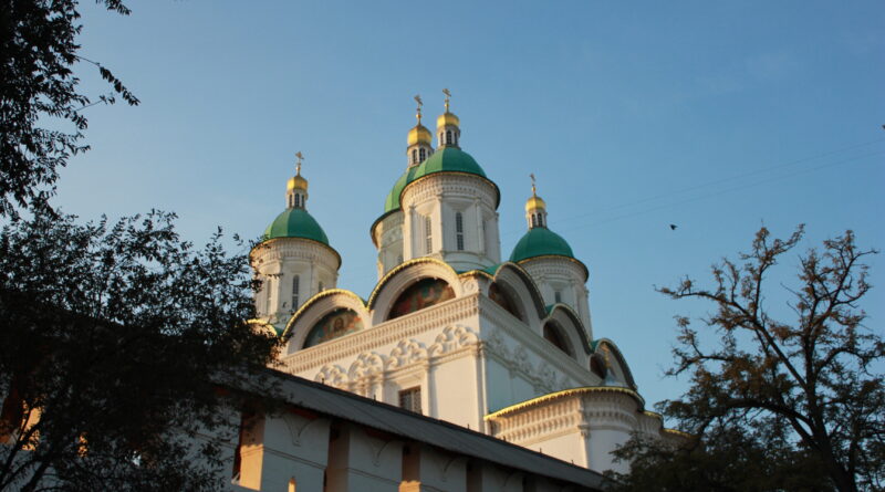 В Астрахани празднование Пасхи пройдет в 27 храмах