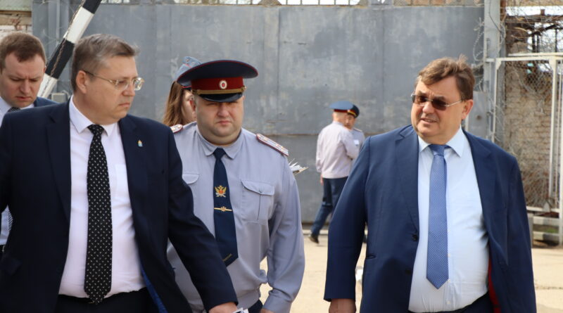 Министр юстиции РФ Константин Чуйченко посетил астраханские учреждения УФСИН